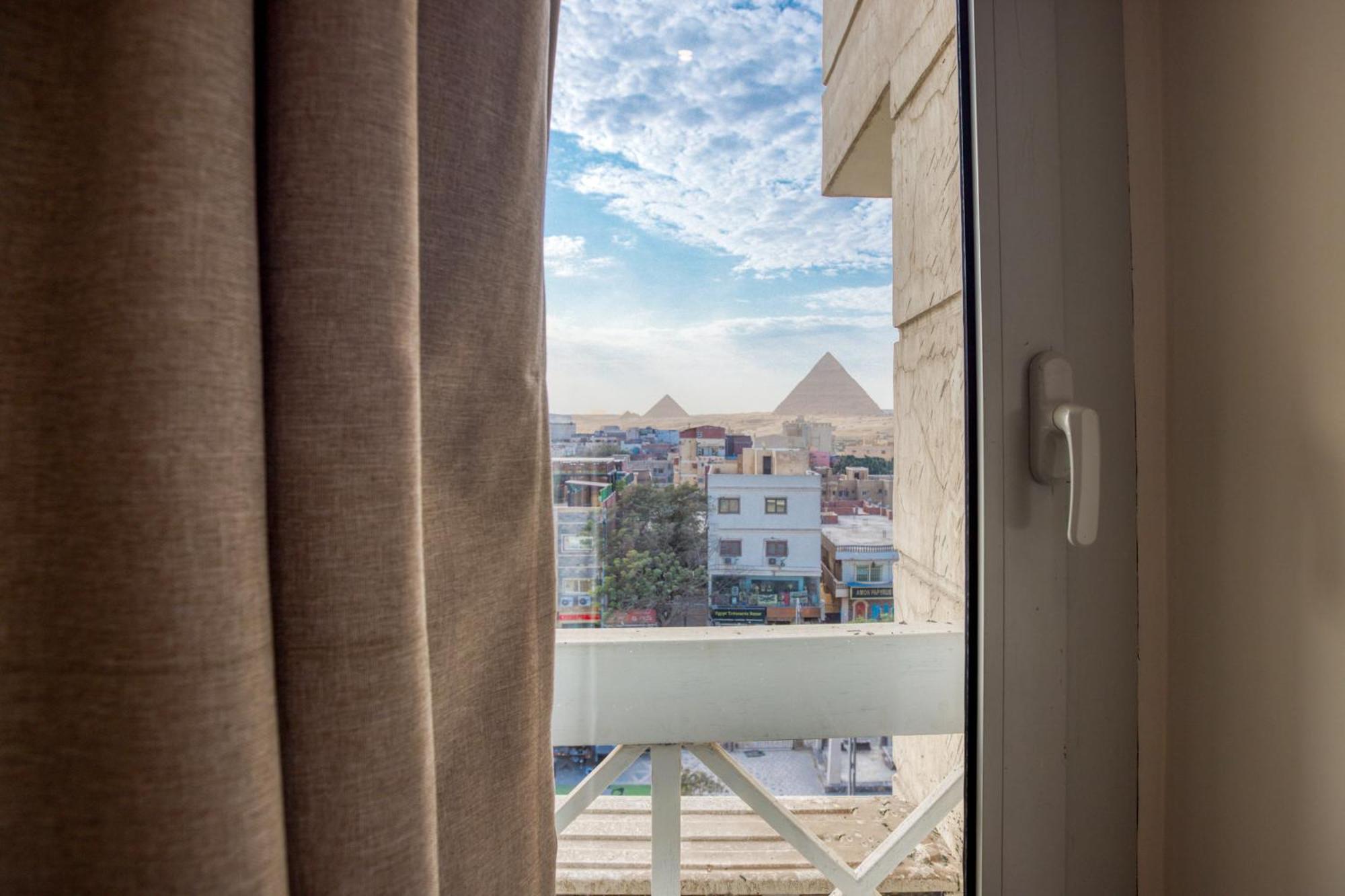 Galaxy Pyramids View Inn Kafret el-Gabal Eksteriør bilde
